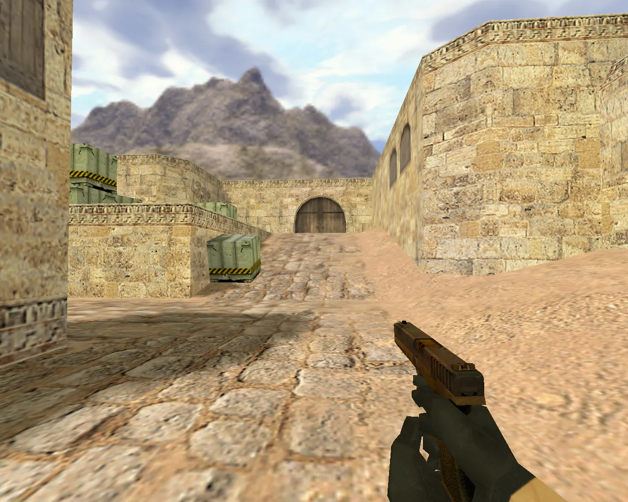 Classic Old Glock Model for CS 1.6 - High-Detail Weapon Skin Download - screenshot 1