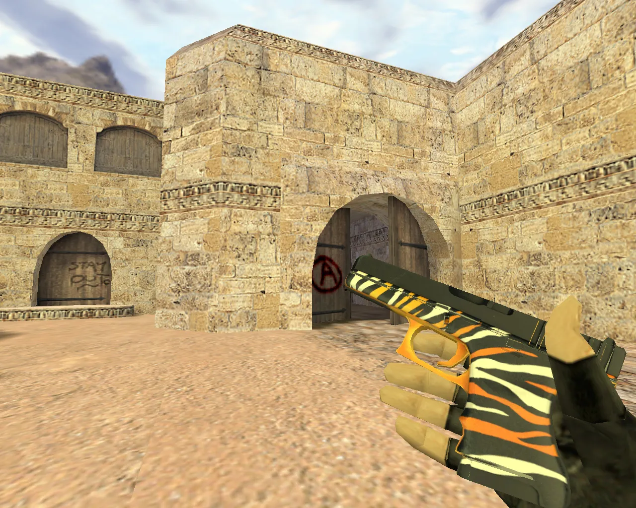Glock Tiger Skin Model for CS 1.6 - HD Textures, Animations, and Custom Sounds - screenshot 1